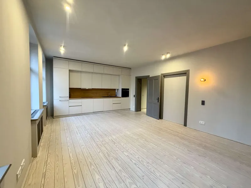 Wunderschöne, kernsanierte Altbauwohnung im Scheunenviertel — photo 1